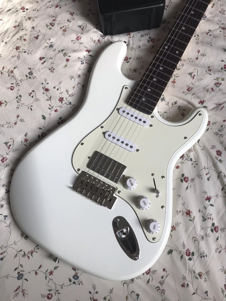 Gitara elektryczna dst 152