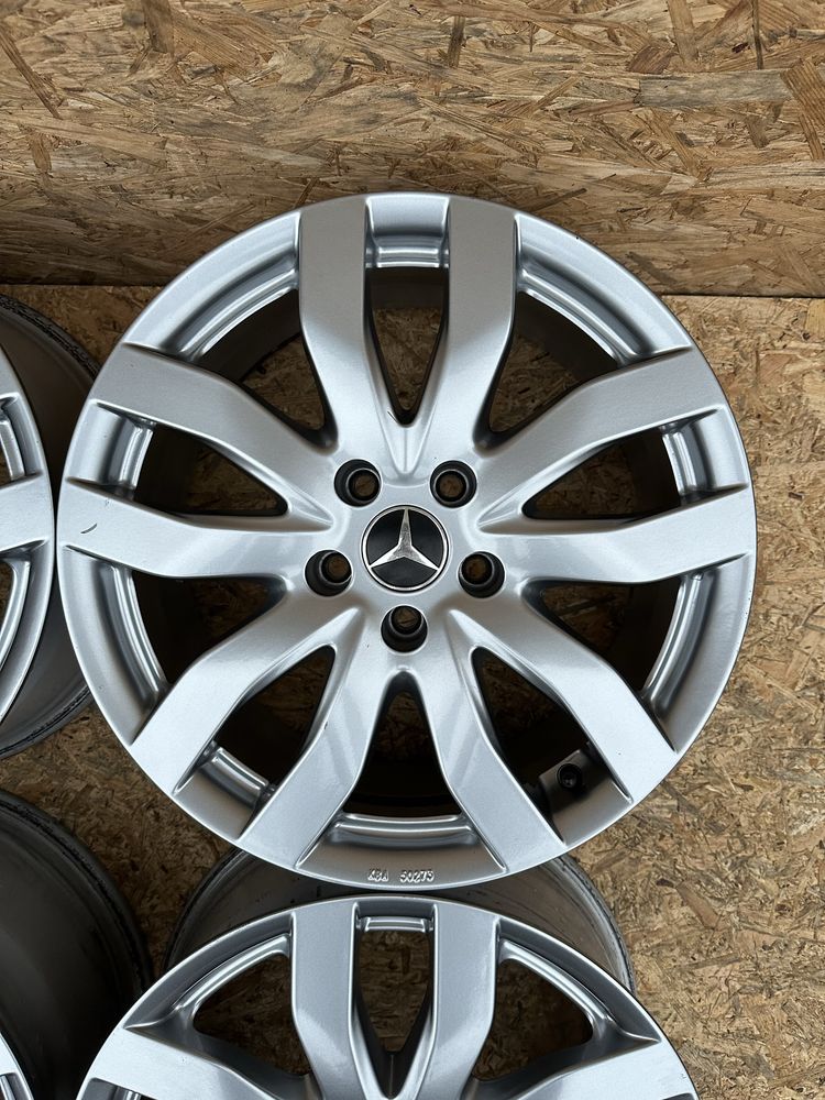 Диски5/112 R17 ET35 цо(діа)66.6 Вольцваген, Мерседес титани