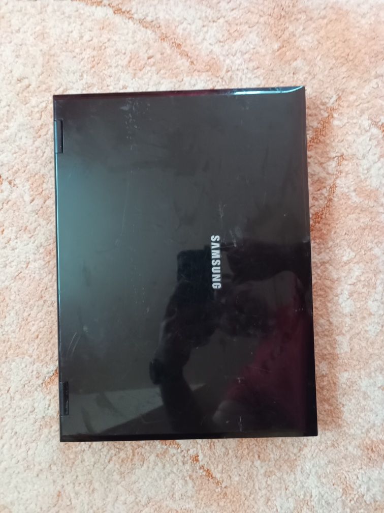 Ноутбук Samsung R40 plus