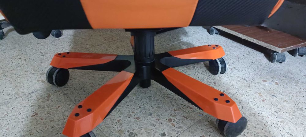 Cadeira dxracer gaming