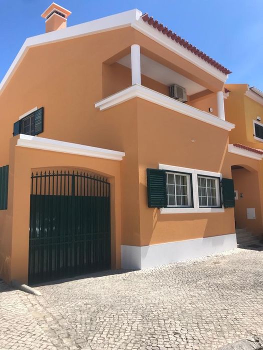 Pinturas, Lavagem e Impermeabilização de telhados, pinturas gerais.