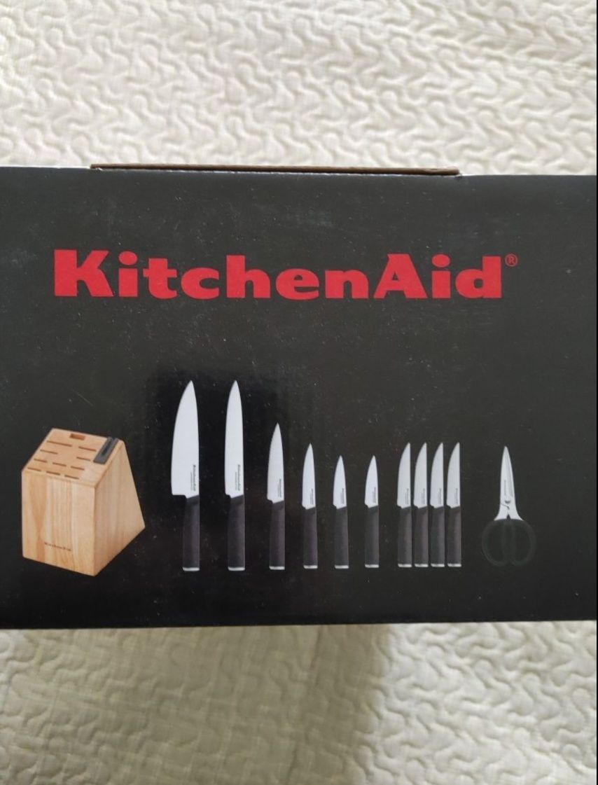Набір ножів  KitchenAid на 12-предметів