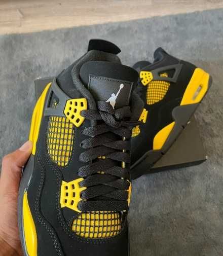 Nike_Air_Jordan_4 |Thunder |Retro| rozmiar EU38