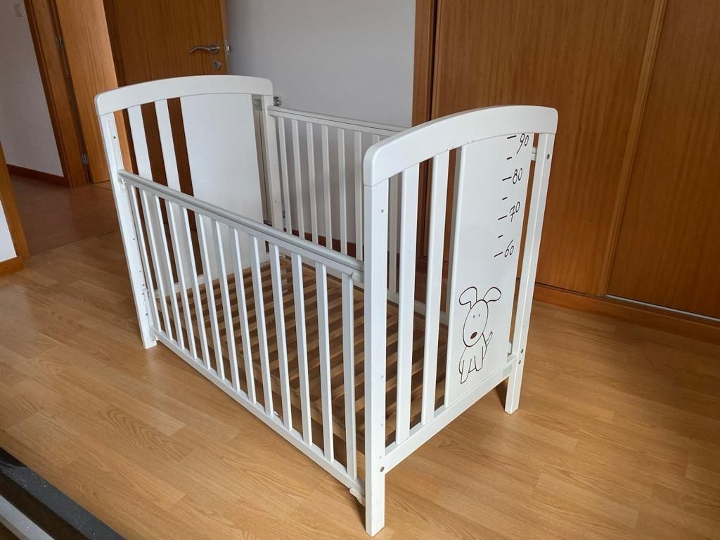 Cama de grades bébé