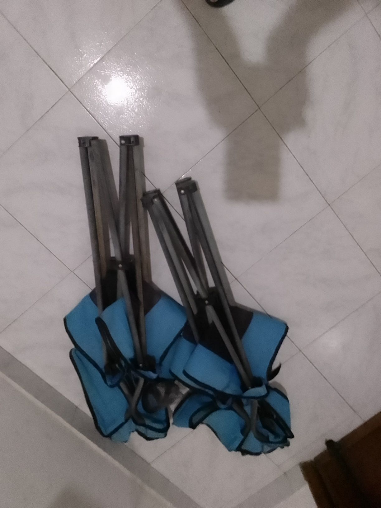 2 cadeiras desdobráveis