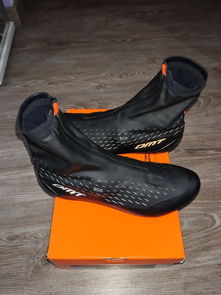 Sapatos DMT WKR1 nº 45