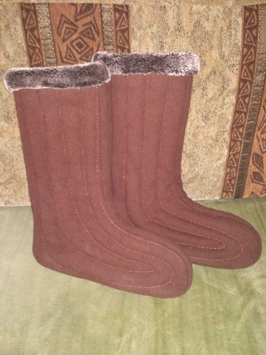 Валянки (бурки, унти) шиті.