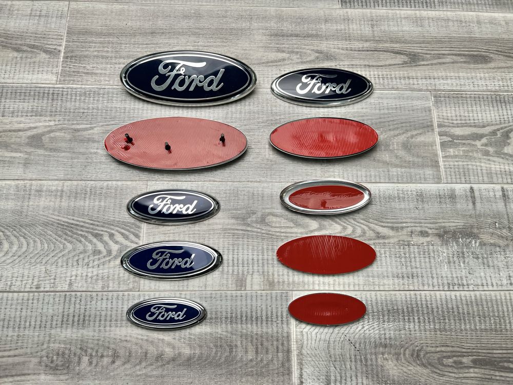 Емблема значок логотип Форд эмблема Ford на решітку, на багажник