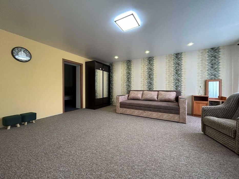 Продається двокімнатна квартира в Корабельному вул.Остапа Вишні S1