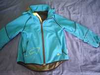 Obniżka,Kurtka softshell z odpinanym kapturem, roz 128