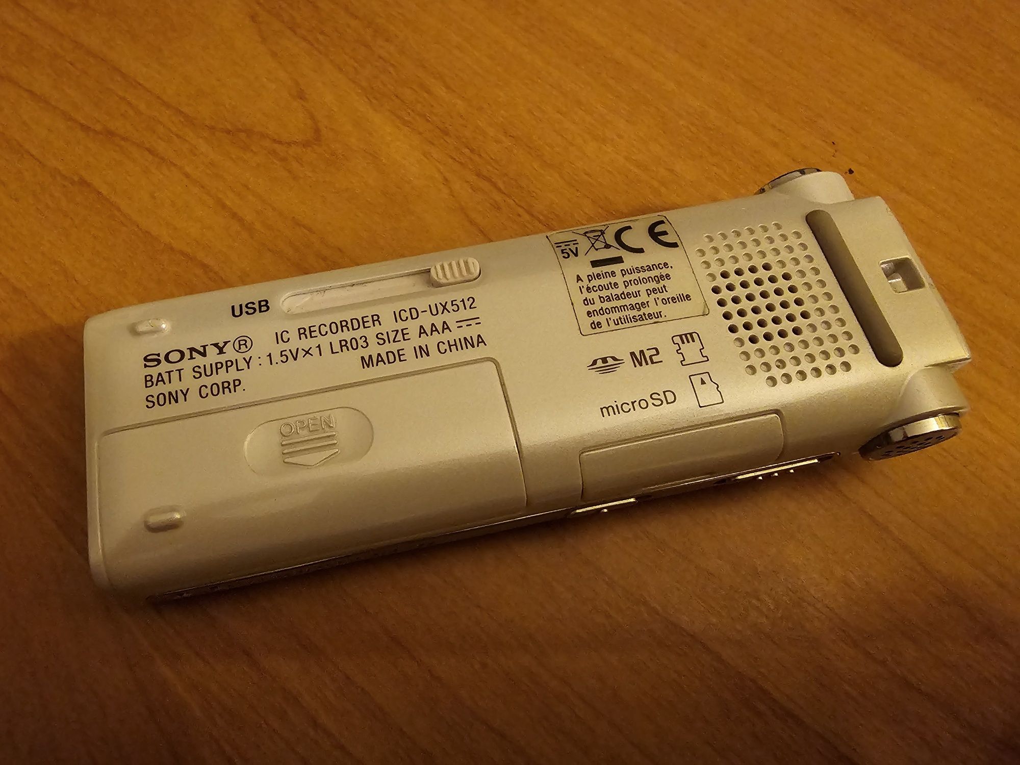 Dyktafon Sony ICD-UX512 - jak nowy!