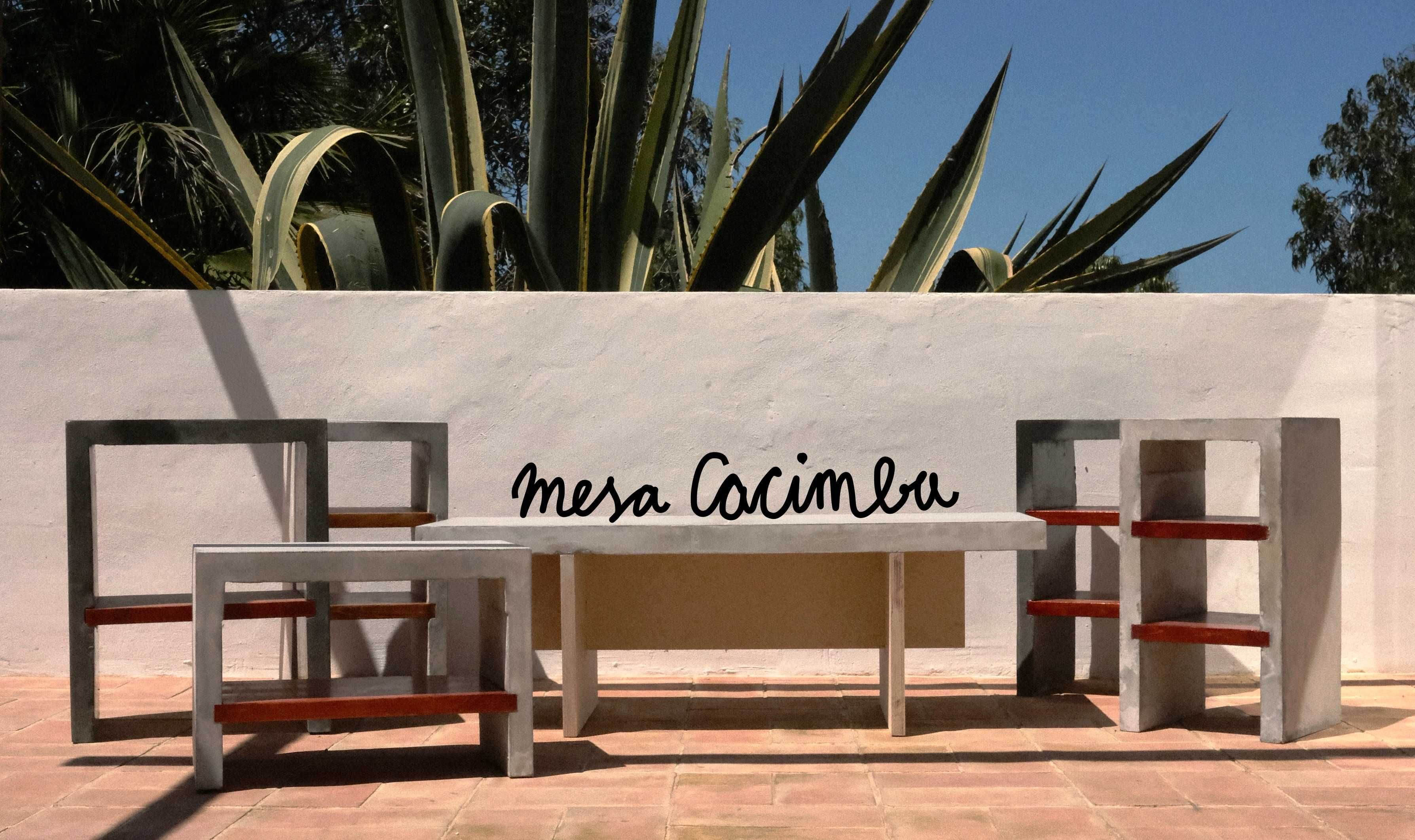 Mesa baixa de cimento e madeira concrete and wooden table
