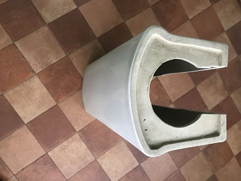 Умивальник на тумбу Devit