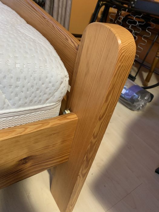 Łóżko z materacem Hilding