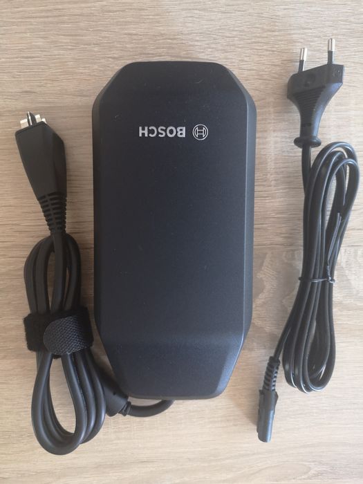 Ładowarka Bosch SMART 4A