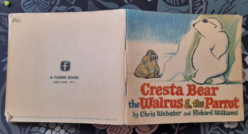 Livro Inglês - Cresta Bear, the Walrus and the Parrot Paperback