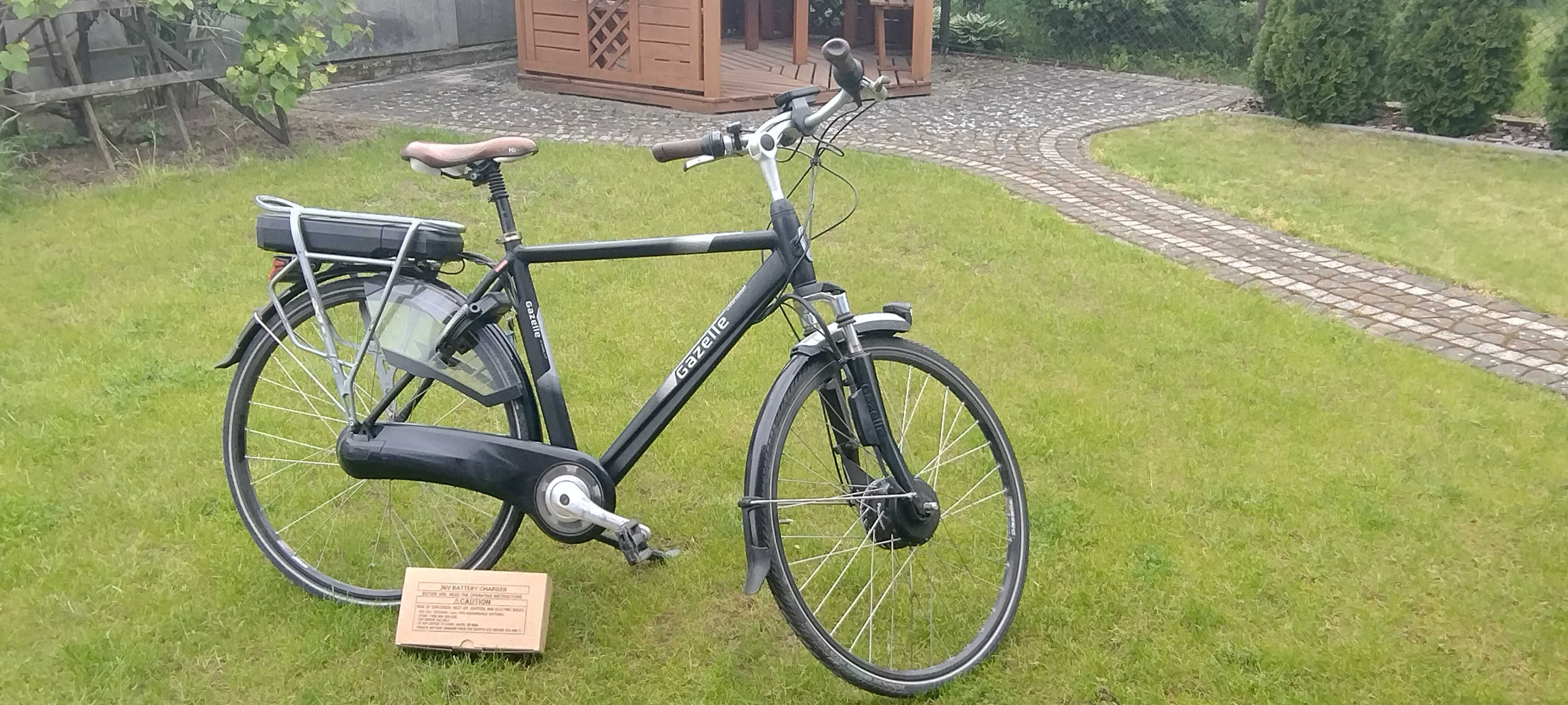 Rower elektryczny Gazelle orange C+, nowa ładowarka