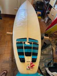 Prancha de Surf 6'8 / Surfboard 6'8