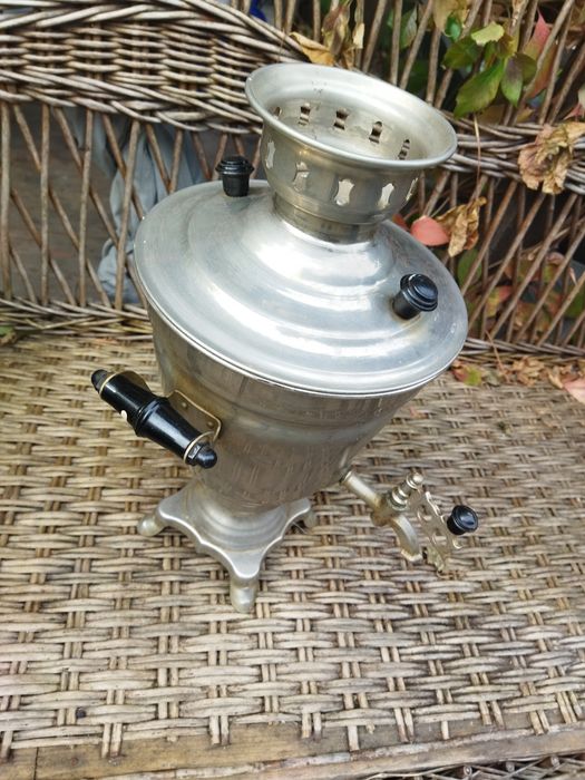 Продам самовар,  электро чайник .