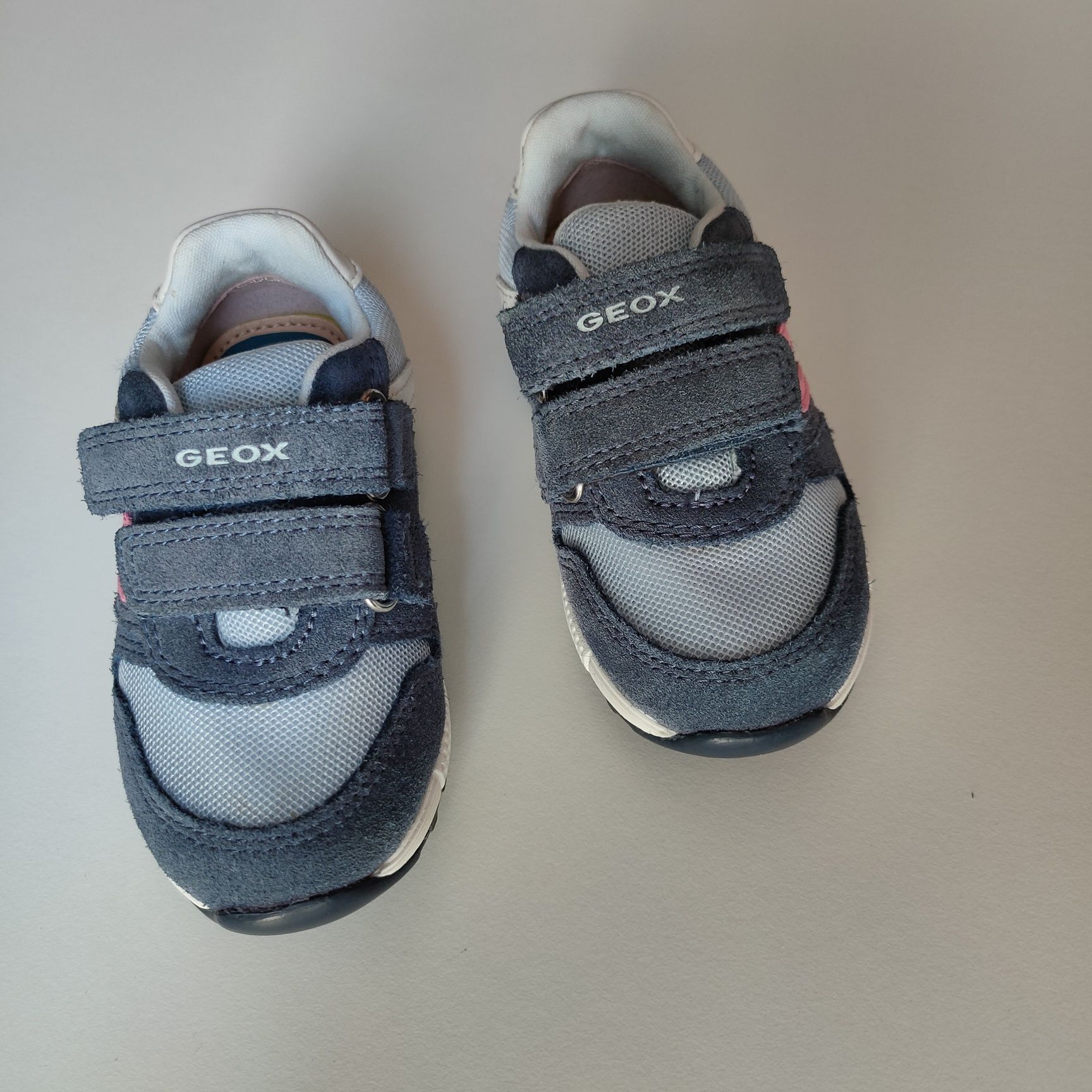 Sapatilhas GEOX nº 21 – Novas! Conforto e Estilo nos Primeiros Passos