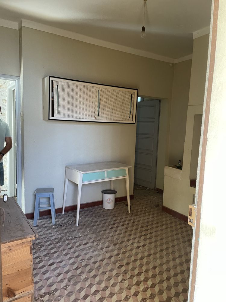 Moradia geminada ,  terrea com 120 m  construidos  , T3 ,