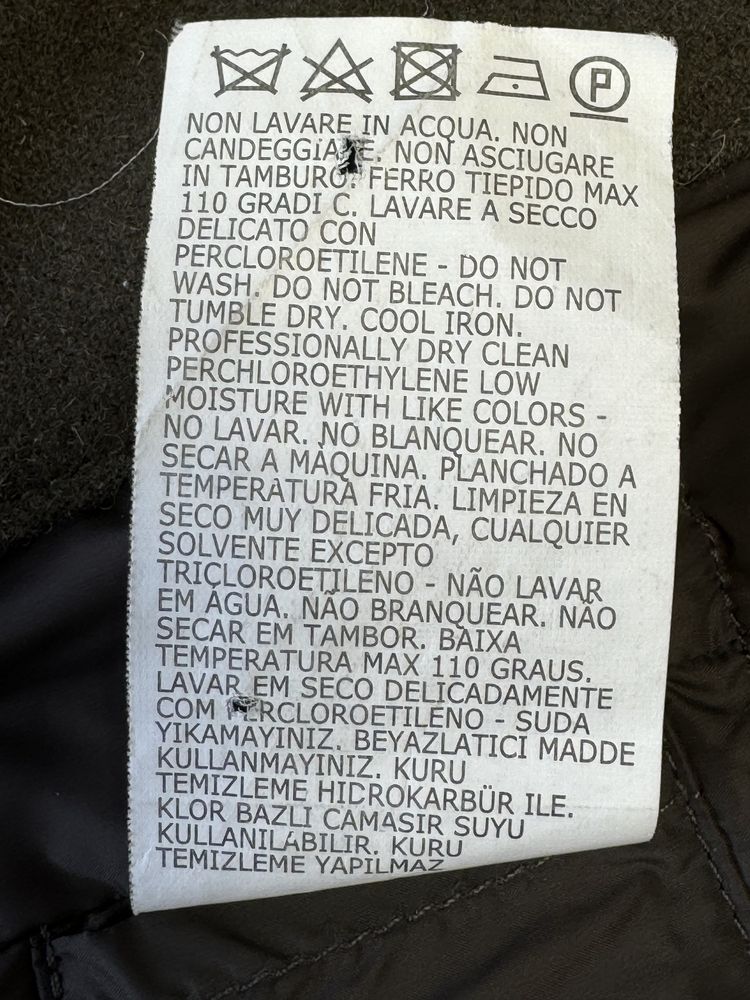 Жіноча куртка MAX MARA WEEKEND. Розмір 38/S