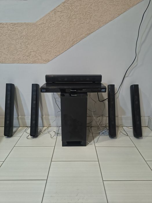 Домашний кинотеатр Panasonic BTT775 5.1 850Вт 3D blu-ray