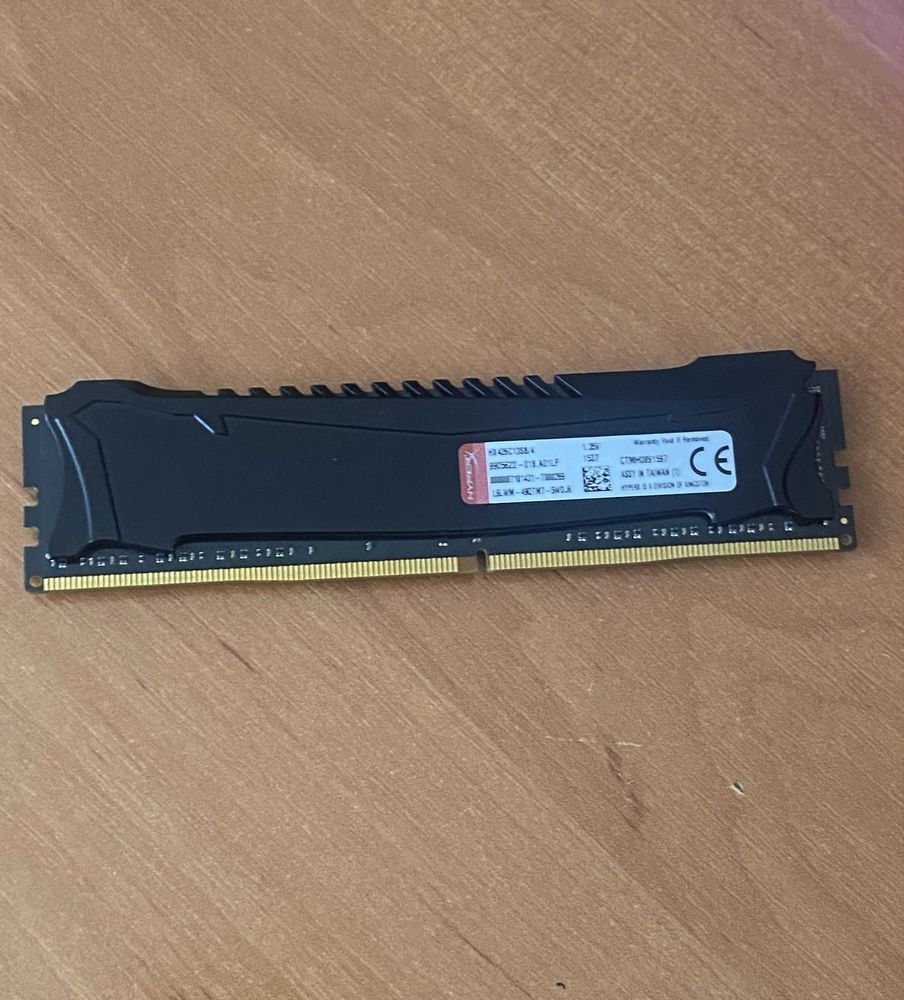 Оперативна пам'ять Kingston DDR4-2400 4GB (1x4) HyperX Savage
