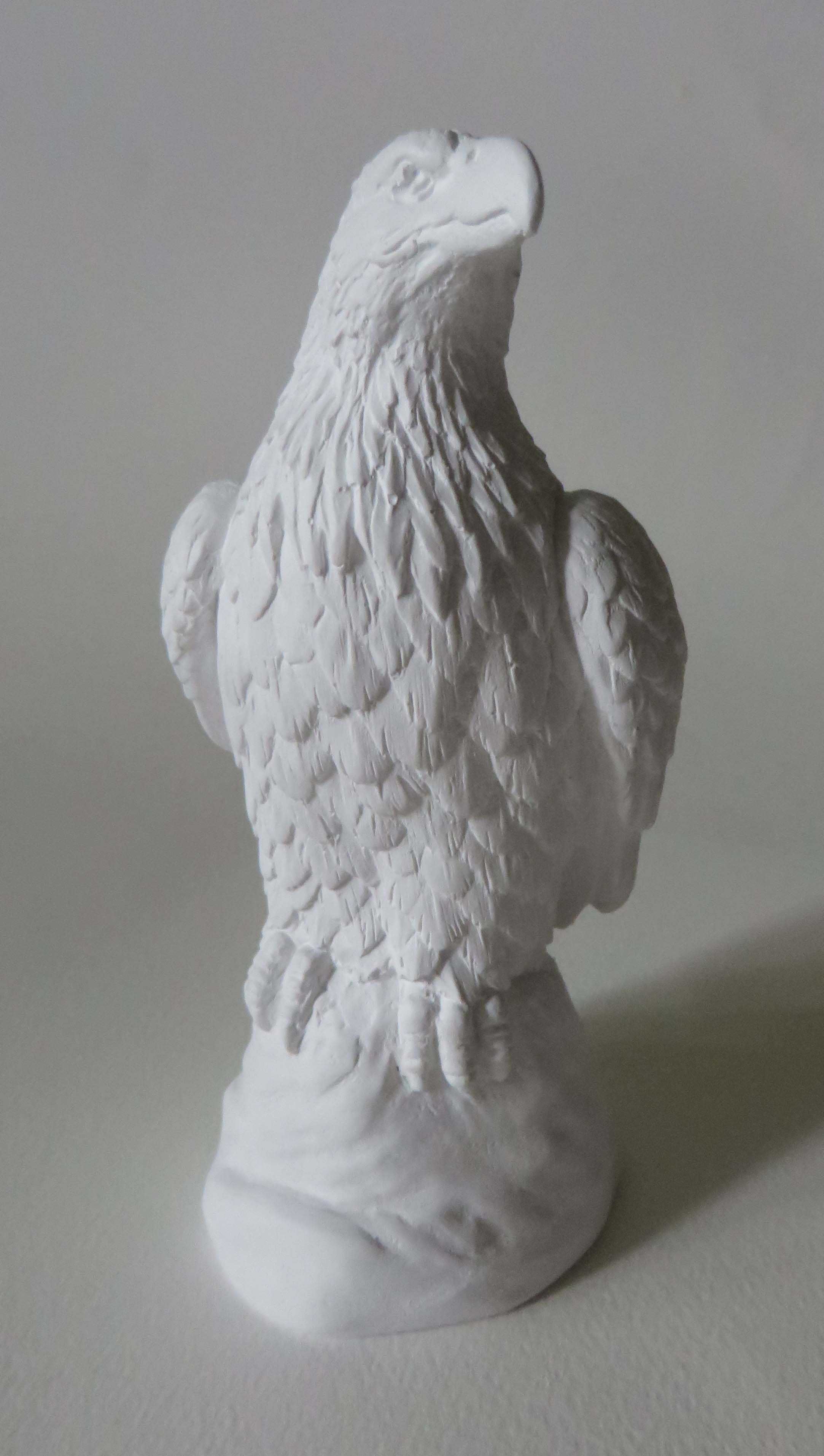 гіпсова декоративна  статуетка Орел