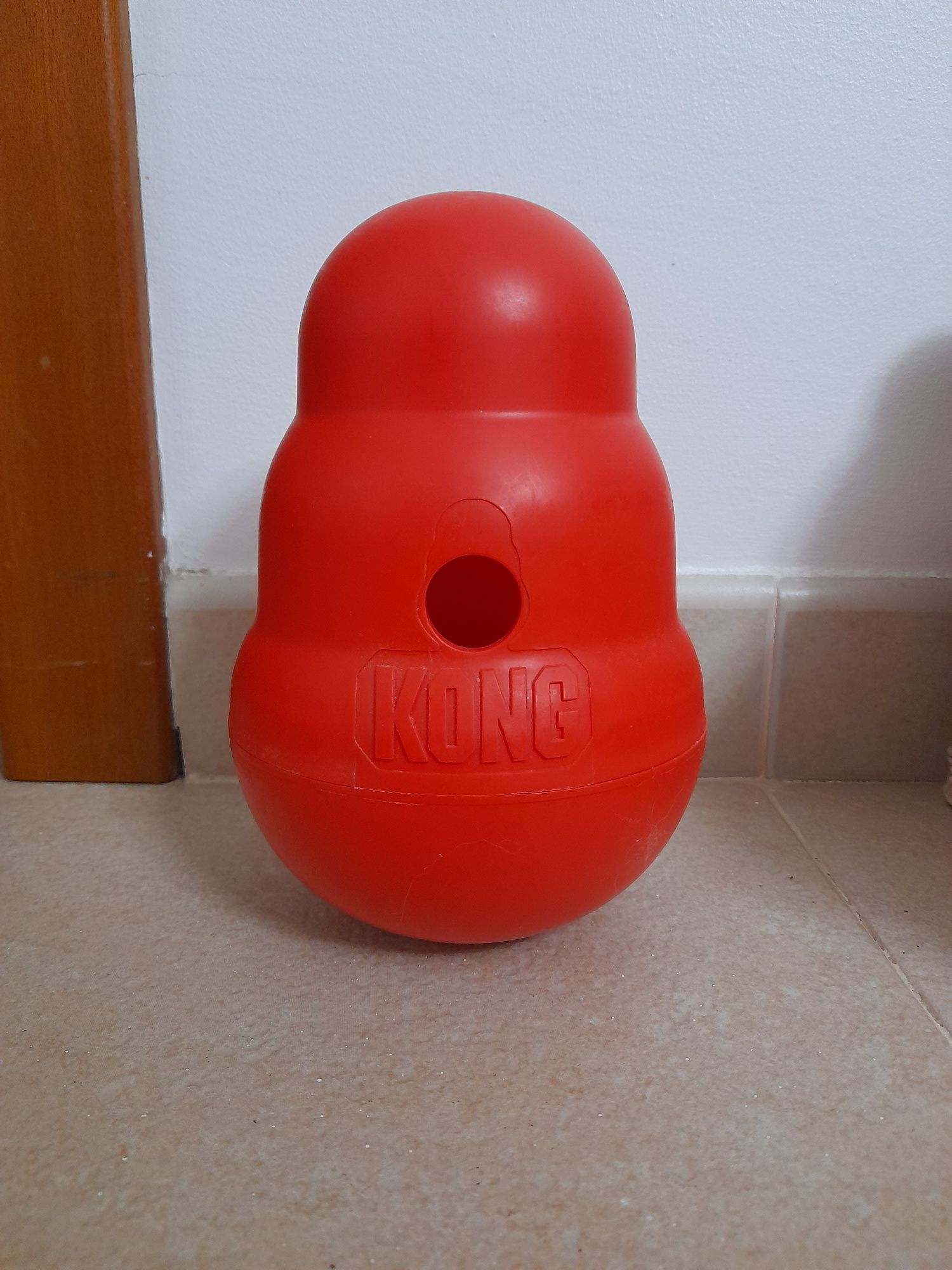 Kong vermelho como novo