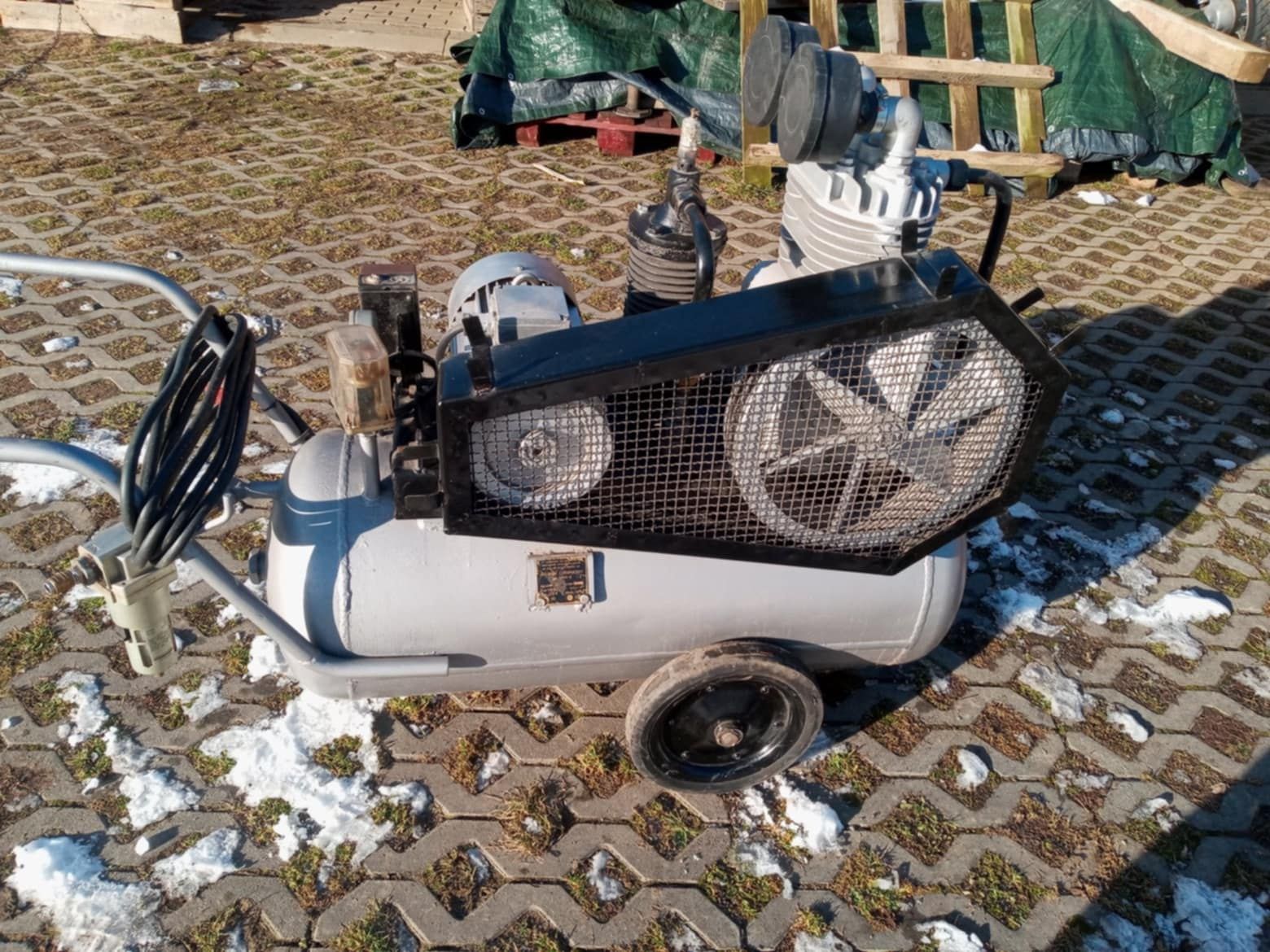 Kompresor sprężarka WAN 120l