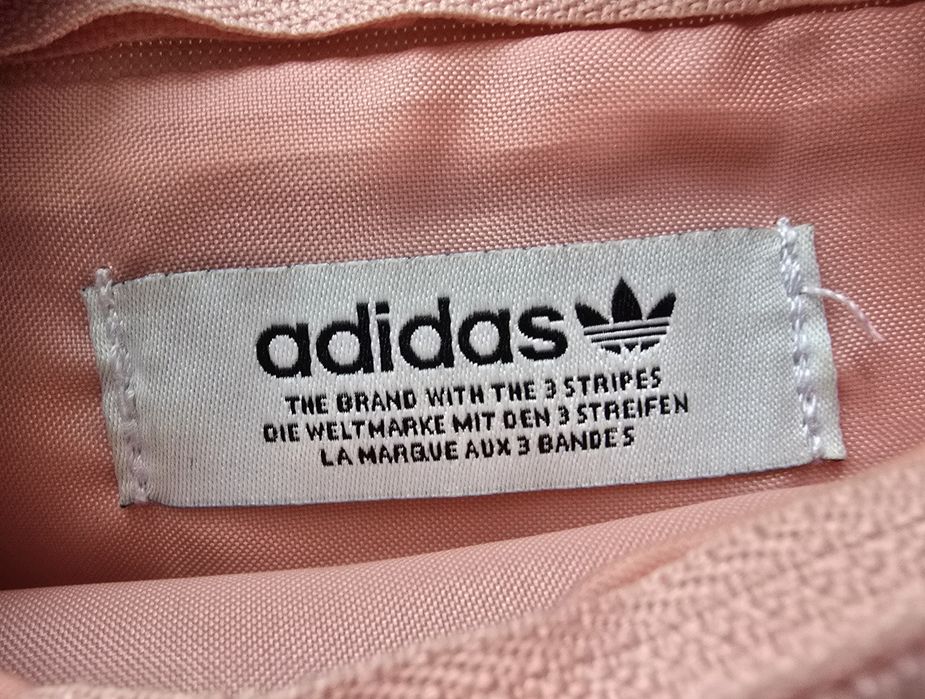 Damska saszetka firmy Adidas