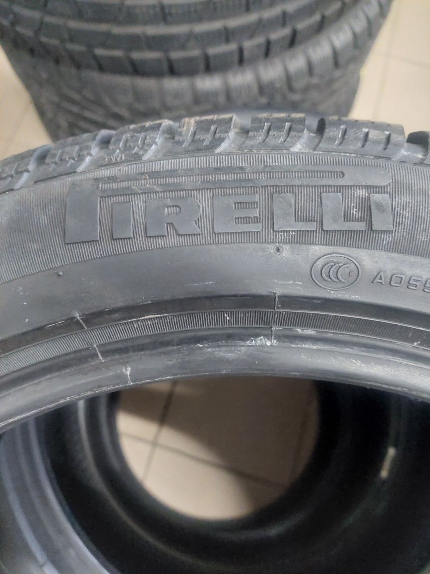 Комплект зимової гуми зима зимня Pirelli R17 195 55