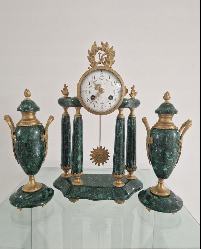 Антикварні камінний годинник з малахіту 19 ст. каминные бронзовые часы
