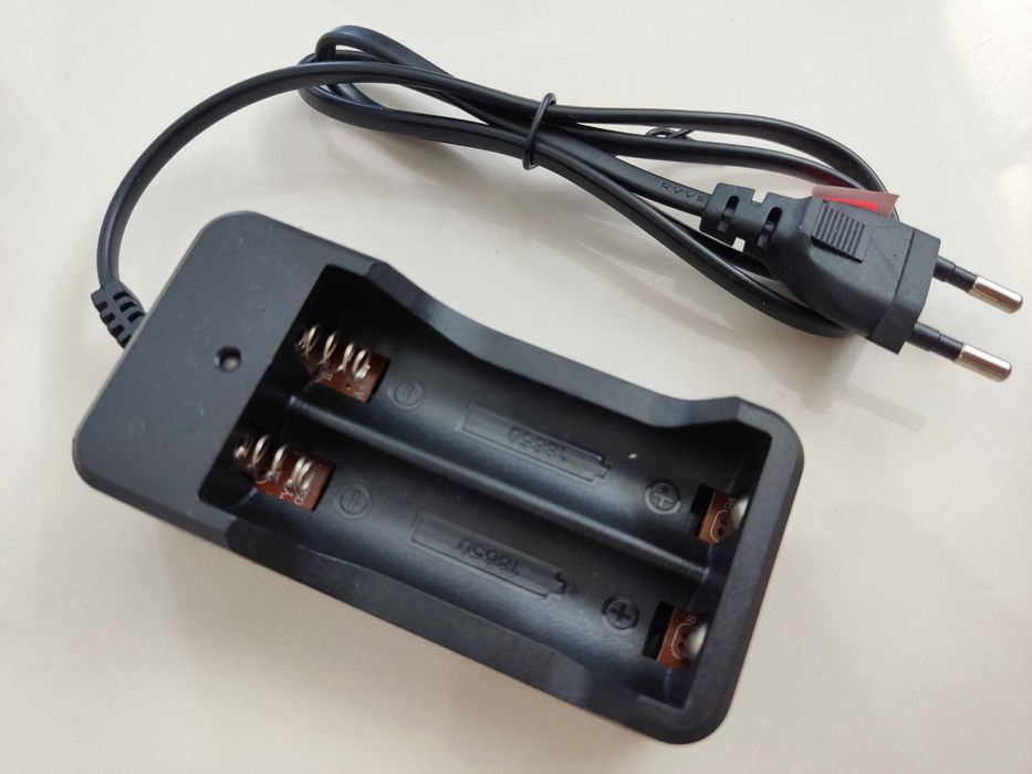Ładowarka Ogniw 18650 Baterii Akumulatorów Li Ion 3,7v 4,2v + SAMSUNG