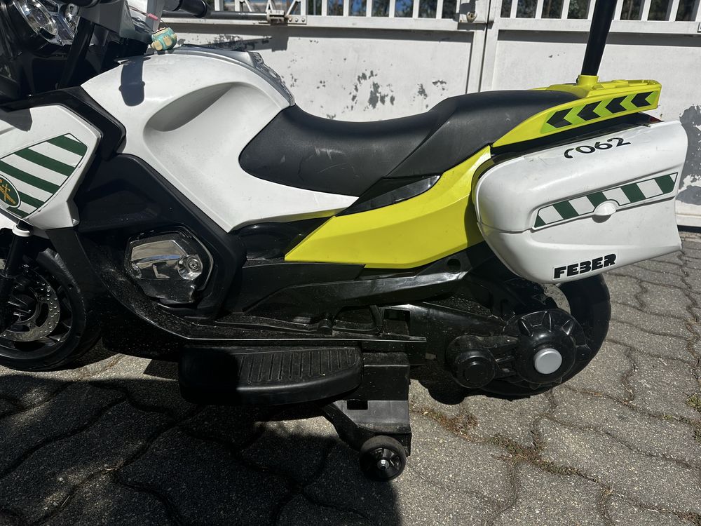 Mota Feber Guardia Civil 12 v. Famosa