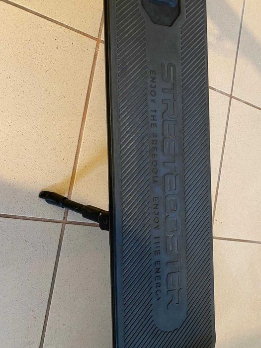 Hulajnoga elektryczna STREETBOOSTER