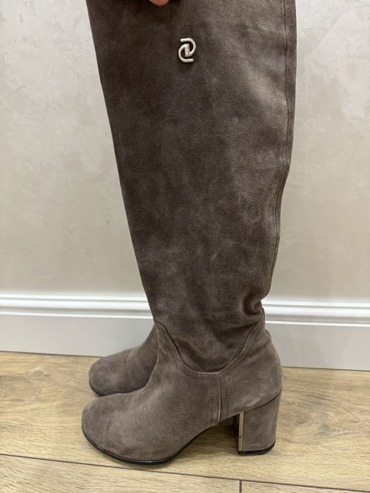 Демисезонні замшеві чоботи 37р.