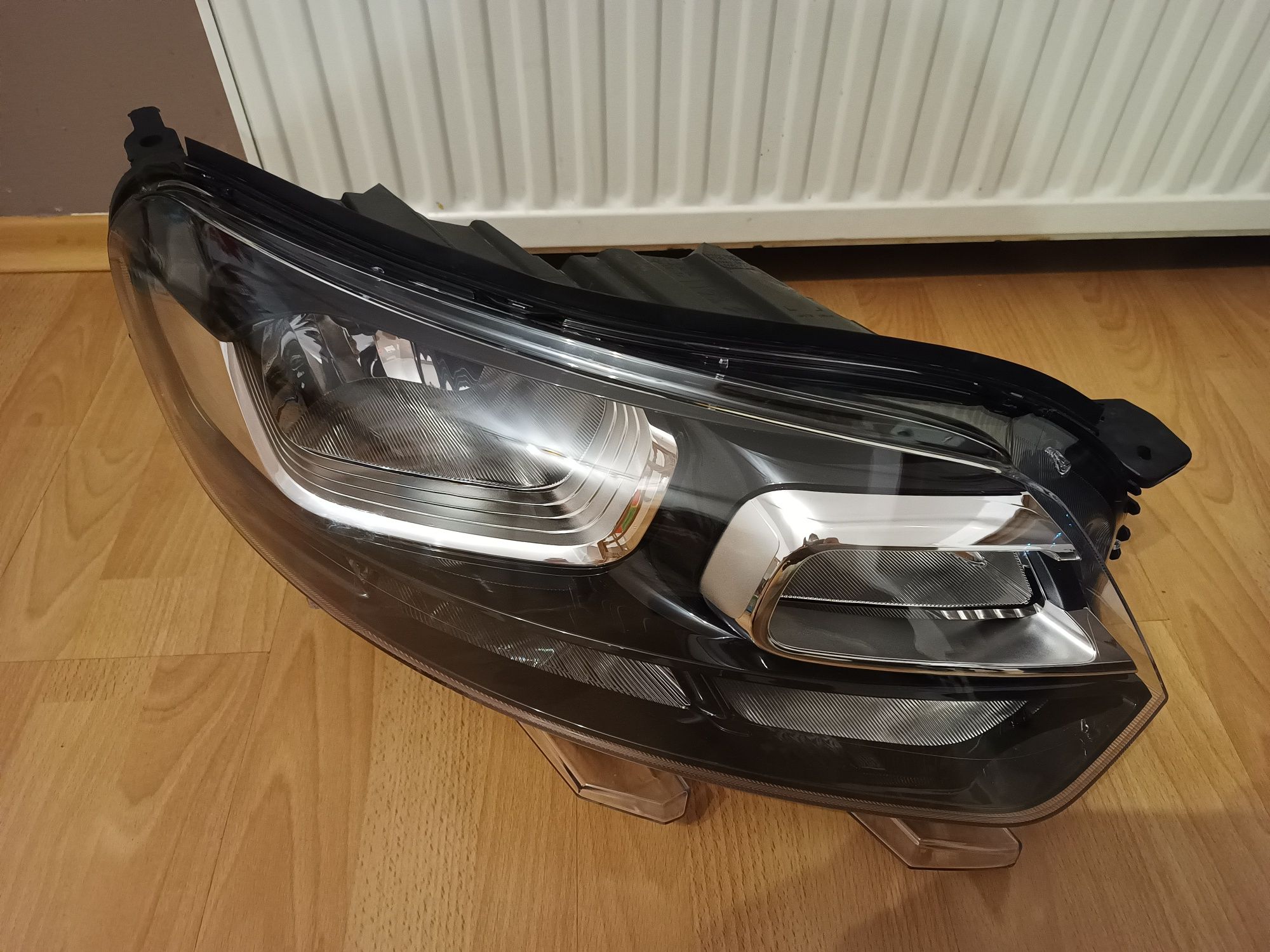 Vivaro, Zafira Life, Jumpy Scudo lampa lampy reflektor NOWE