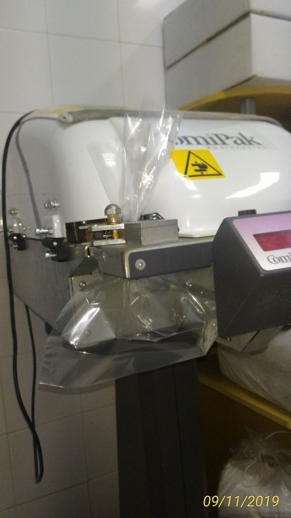Máquina de fechar sacos