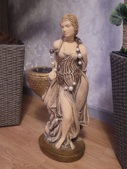 Продам статуетку-горщик