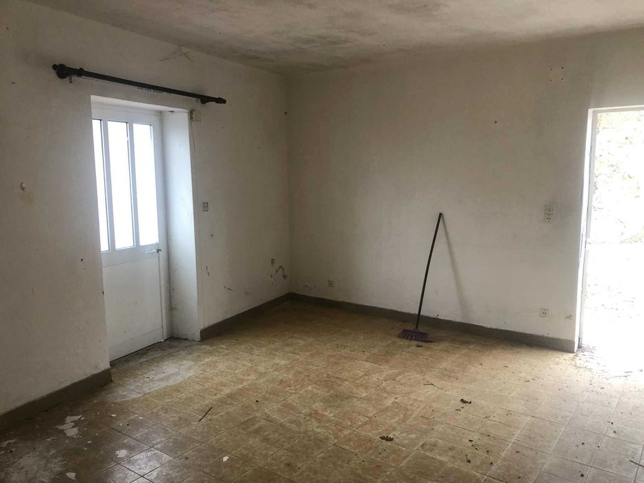 Venda de terreno com ruina para restauro total,  Viana do Castelo.