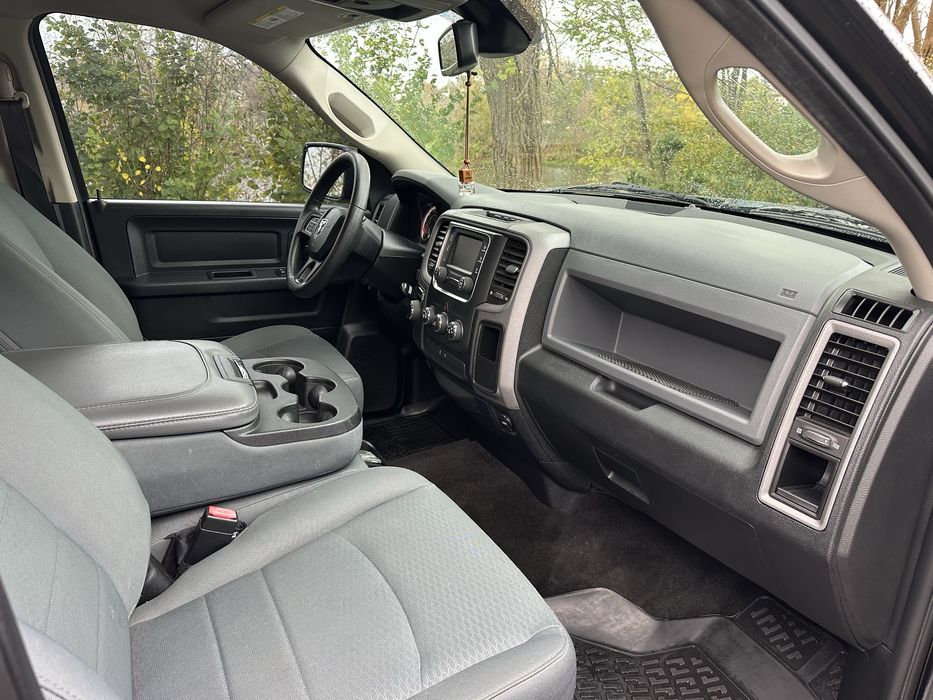 Продам легковой пикап 6 мест DODGE RAM 1500 в идеальном состоянии