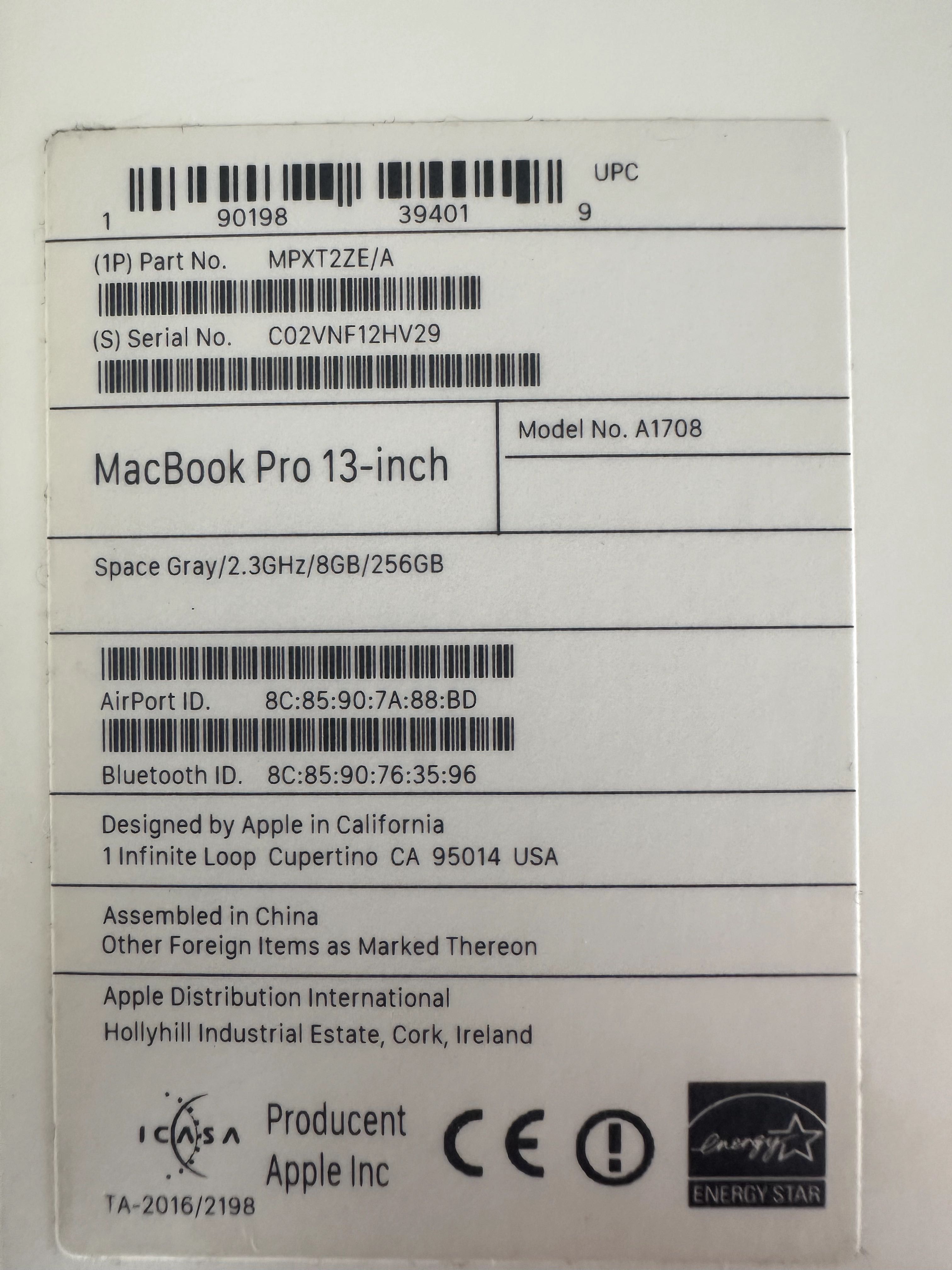 Macbook Pro 13 cali 2017 rok