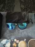 Oculos hawkers espelhados, em perfeito estado