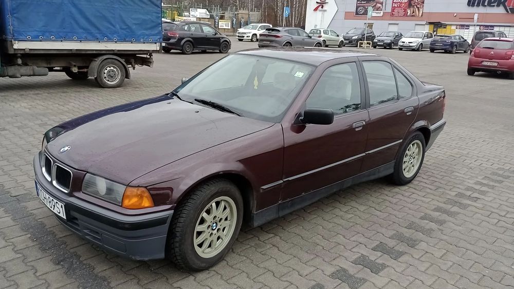 BMW Seria 3 BMW E36 Sedan 316I II Właściciel z 1942r Bez Wkładu
