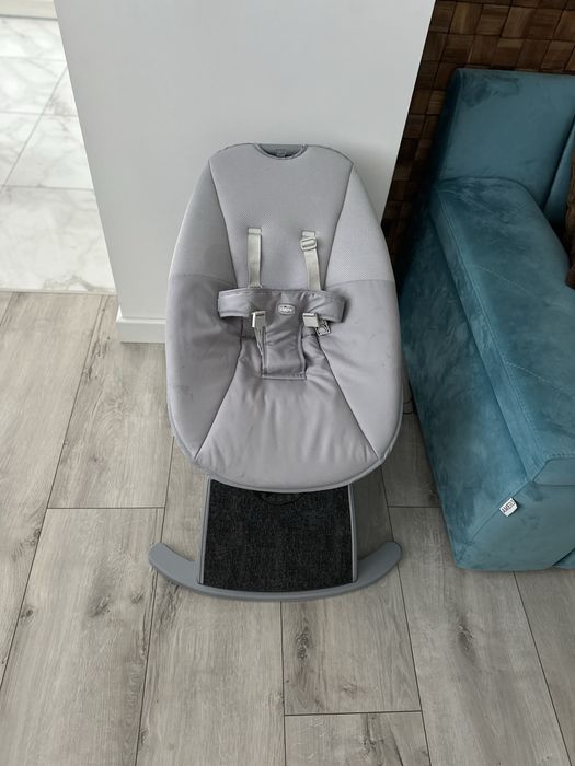 Заколихуючий центр Chicco Comfy Wave
