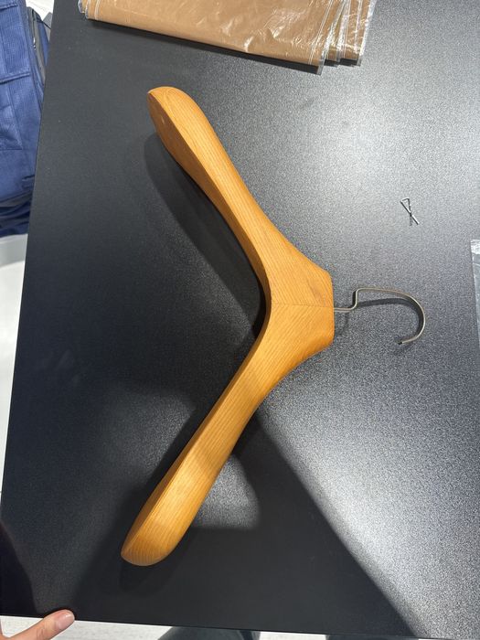 Вішаки деревяні