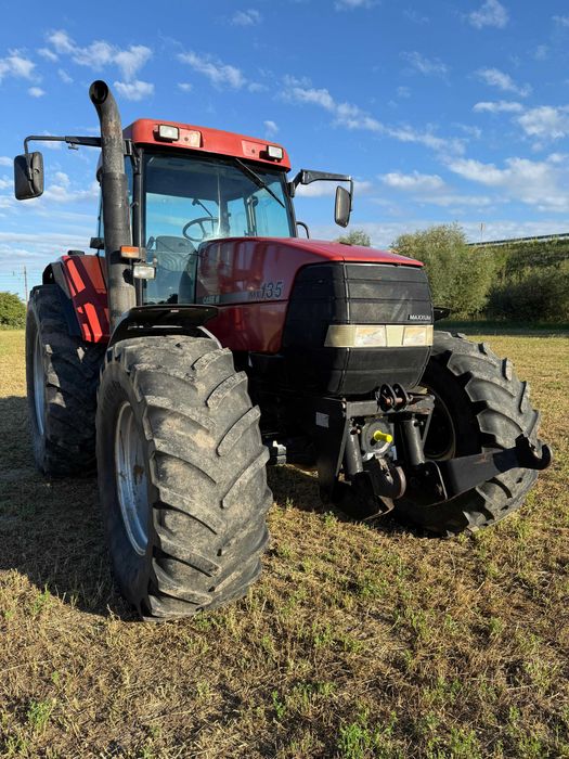 Ciągnik traktor CASE MX 135 - skrzynia pełzająca pneumatyka TUZ i WOM