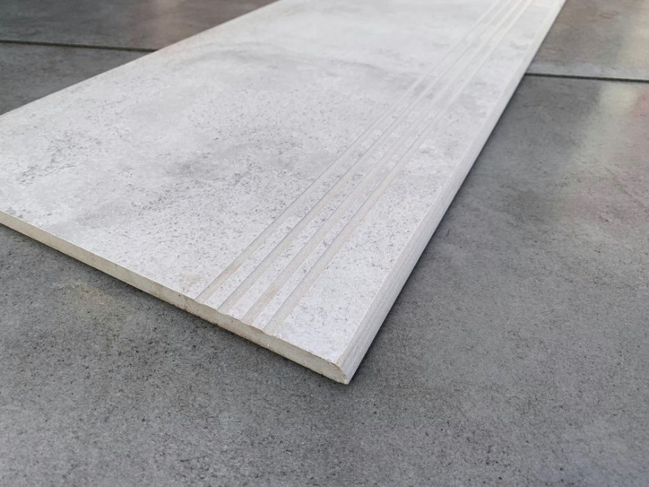 Płytki betonopodobne na schody, szare stopnice 100x30